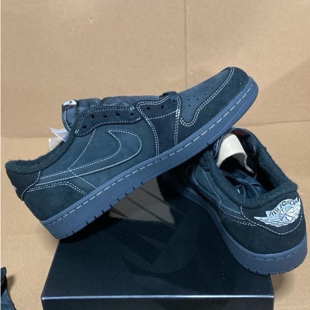 jordan 1 low phantoms - Picture 3 of 5